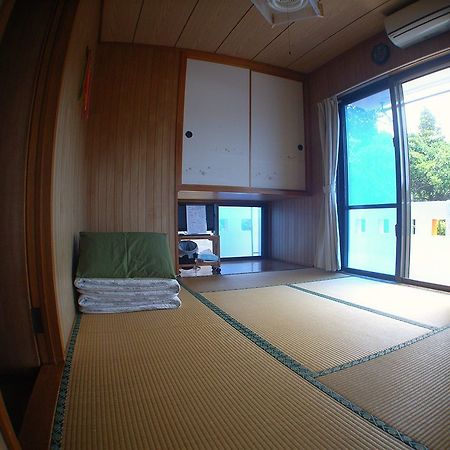 Minshuku Yadokari Hotel ซามามิ ภายนอก รูปภาพ