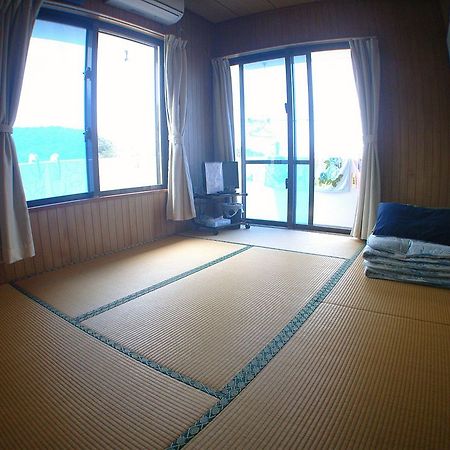 Minshuku Yadokari Hotel ซามามิ ภายนอก รูปภาพ