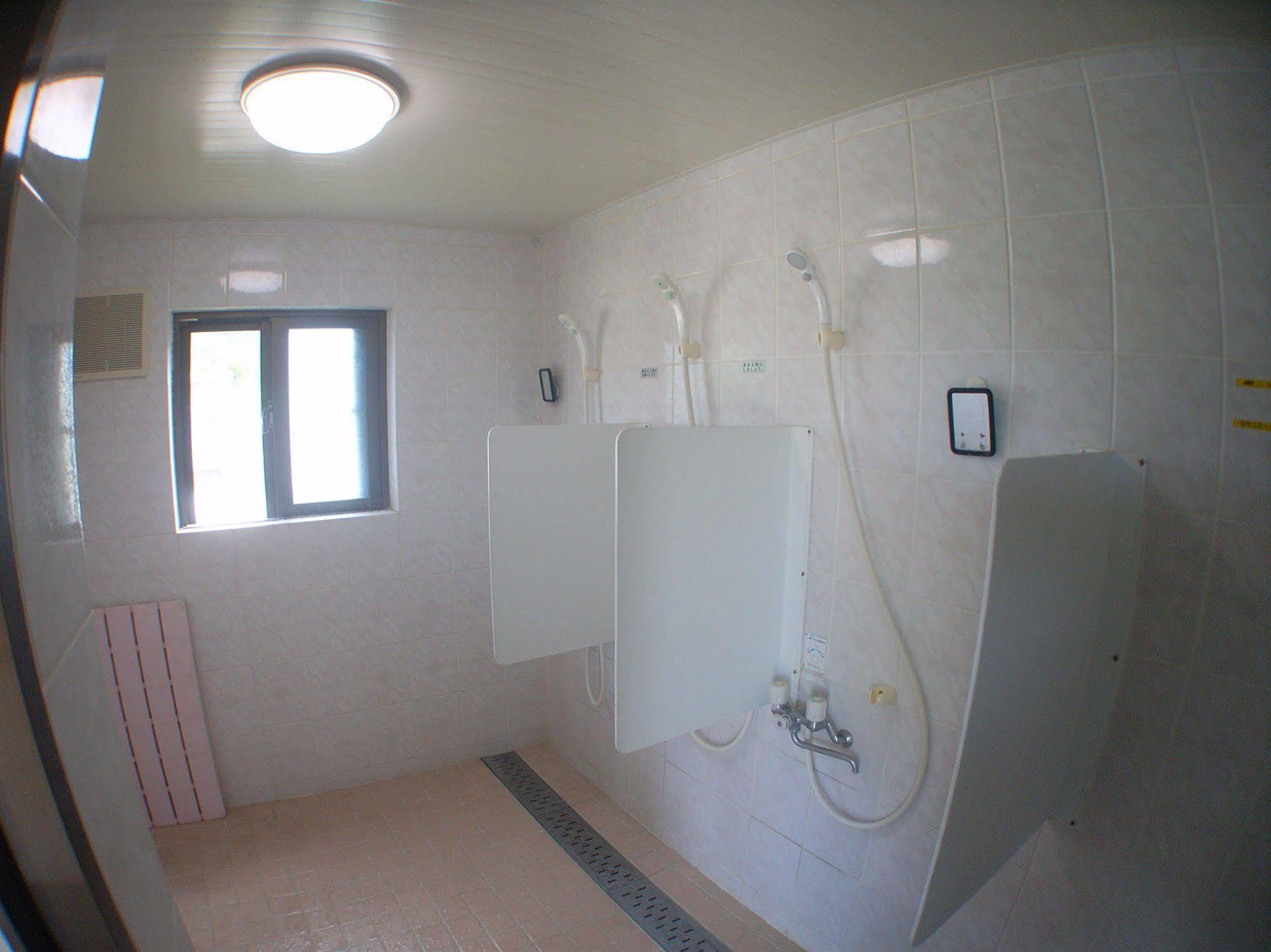 Minshuku Yadokari Hotel ซามามิ ภายนอก รูปภาพ